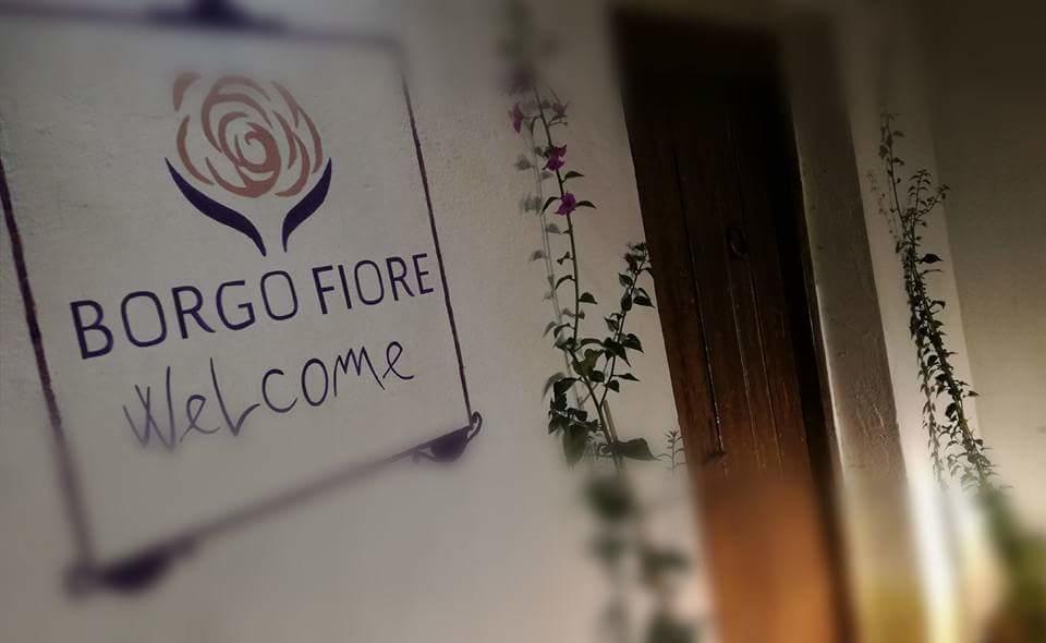 Borgo Fiore Country House 萨利切萨伦蒂诺 外观 照片
